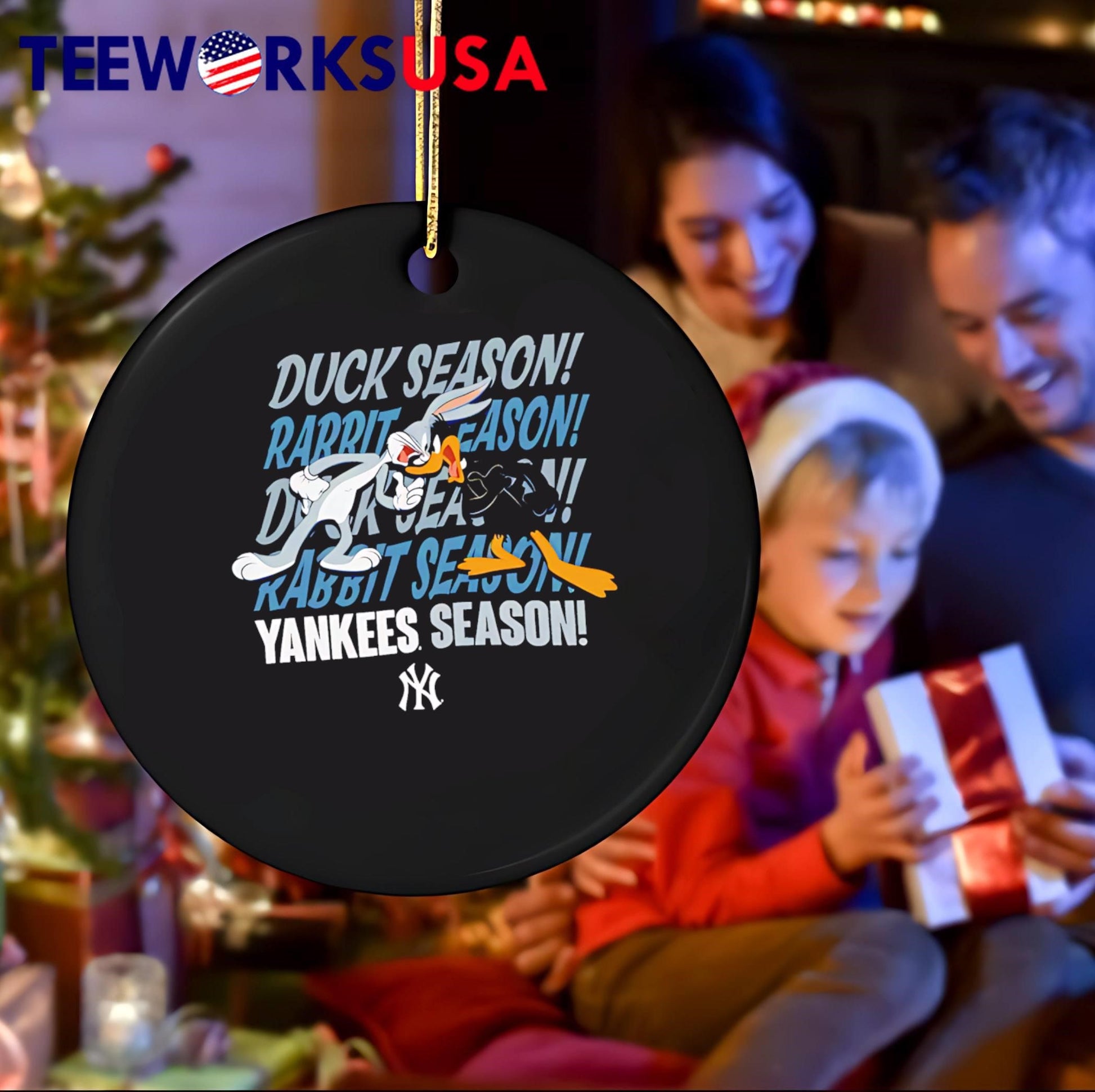 Bugs Bunny Daffy Duck Duck Season Rabbit Season Yankees Team shirt