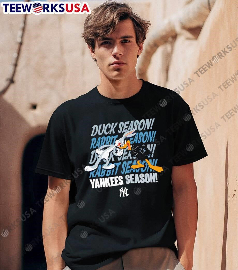 Bugs Bunny Daffy Duck Duck Season Rabbit Season Yankees Team shirt